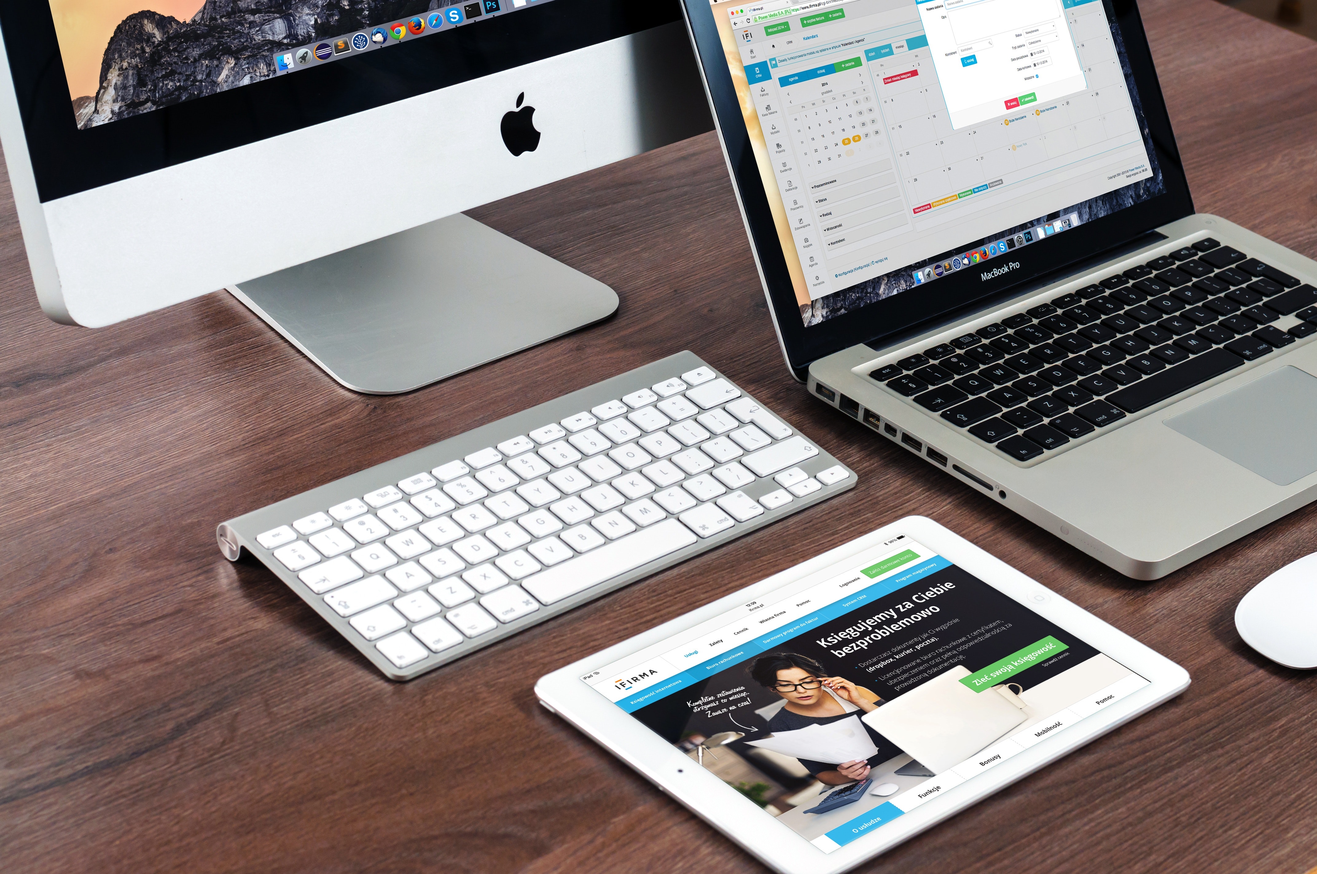 apple-laptop-notebook-office-39284
